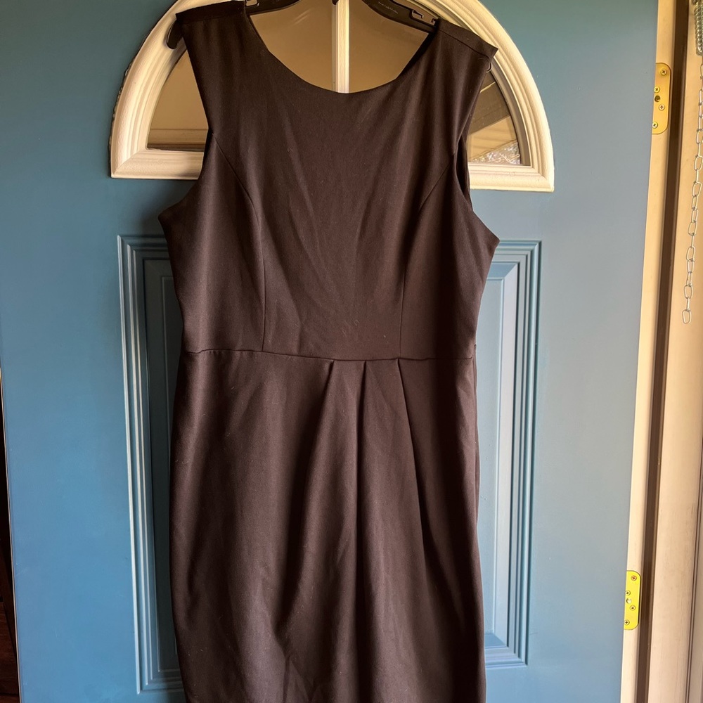 Black knee length dress 2X